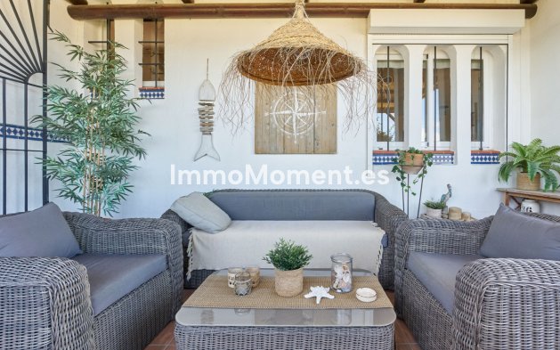 Reventa - Villa - Casares - Casares Centro