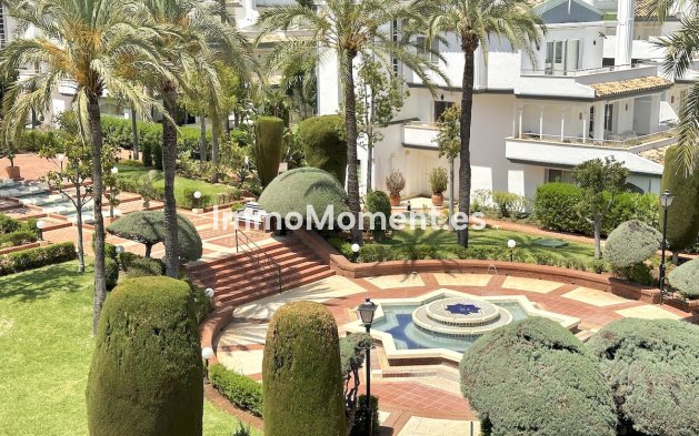 Revente - Appartement - Estepona  - Estepona Centro