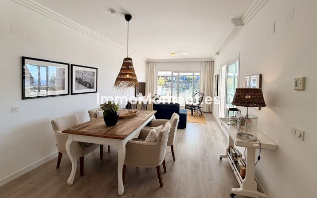 Reventa - Apartamento - Benahavís - Benahavís Centro