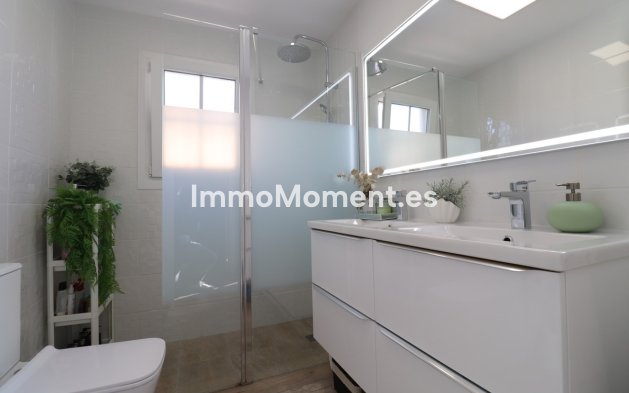 Wiederverkauf - Villa - Orihuela - Villamartin