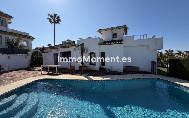 Reventa - Villa - Estepona  - Estepona Centro