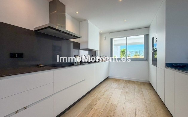 Reventa - Apartamento - Casares - Casares Centro