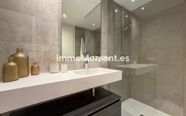 Reventa - Apartamento - Casares - Casares Centro