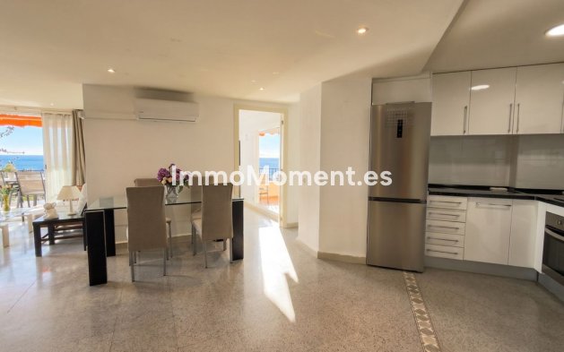 Resale - Apartment - Torremolinos - La Carihuela