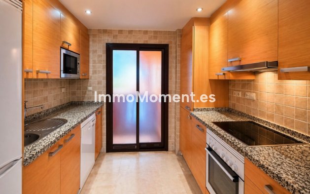 Bestaande woning - Appartement - Estepona  - Estepona Centro