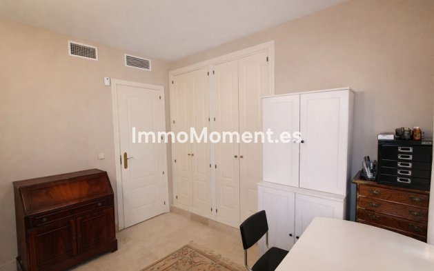 Reventa - Apartamento - Marbella - Elviria