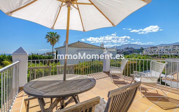 Resale - Villa - Estepona - Selwo