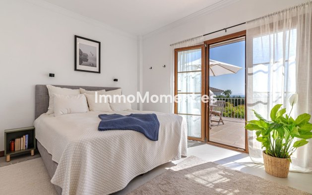 Resale - Villa - Estepona - Selwo