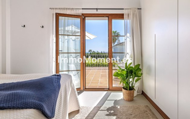 Resale - Villa - Estepona - Selwo