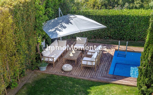 Resale - Villa - Estepona - Selwo