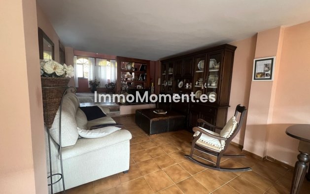 Bestaande woning - Villa - Estepona  - Estepona Centro