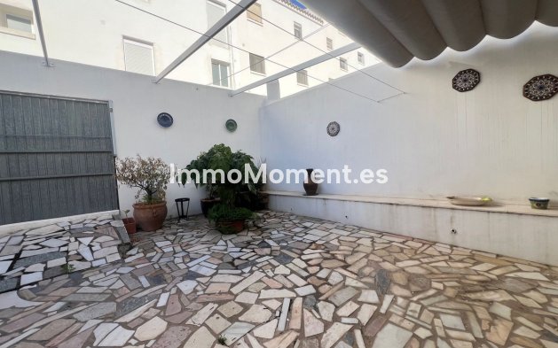 Bestaande woning - Villa - Estepona  - Estepona Centro