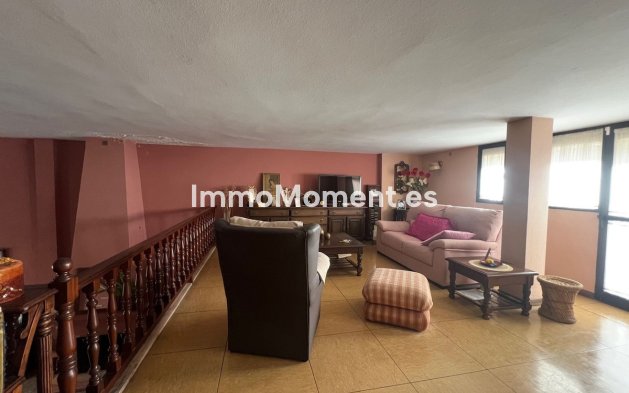 Bestaande woning - Villa - Estepona  - Estepona Centro