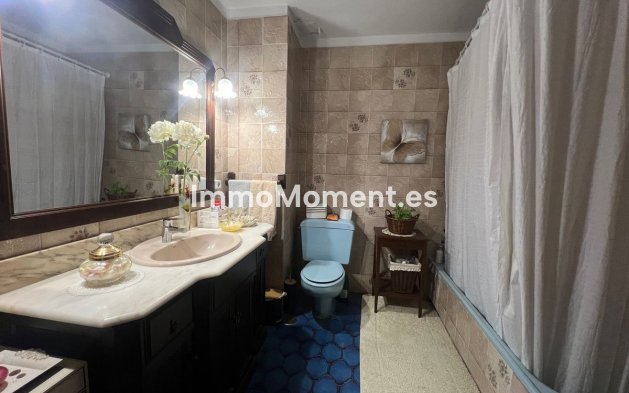 Bestaande woning - Villa - Estepona  - Estepona Centro