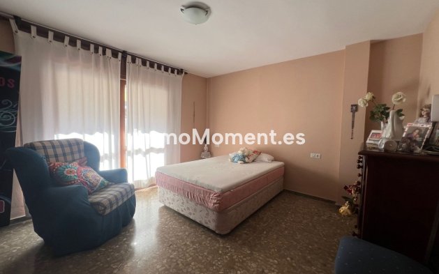 Bestaande woning - Villa - Estepona  - Estepona Centro