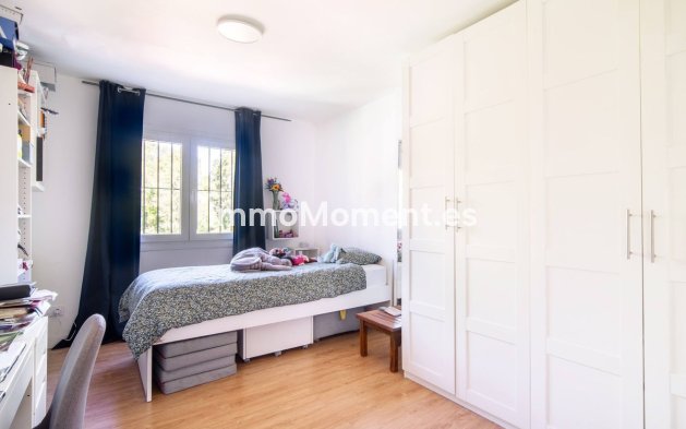 Bestaande woning - Geschakelde woning - Estepona  - Atalaya