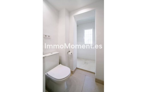 Bestaande woning - Geschakelde woning - Estepona  - Atalaya