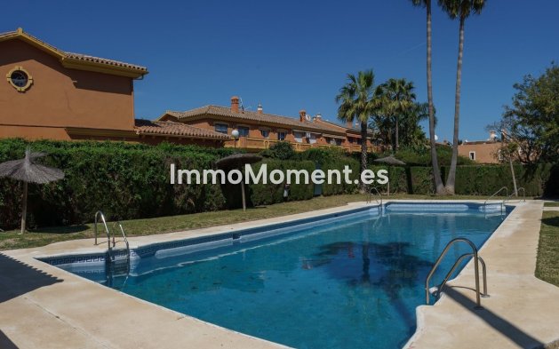 Bestaande woning - Geschakelde woning - Estepona  - Atalaya