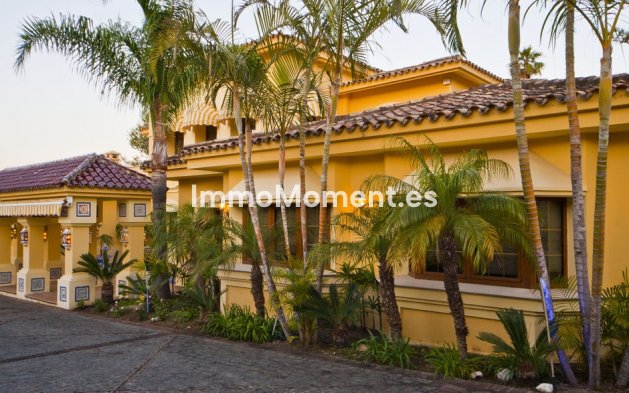 Bestaande woning - Villa - Marbella - Nueva Andalucía