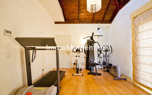 Bestaande woning - Villa - Marbella - Nueva Andalucía