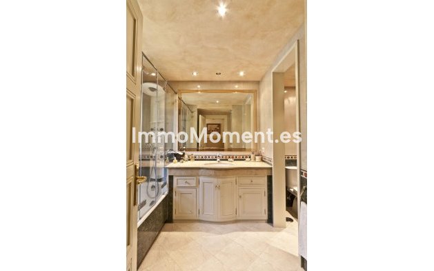 Bestaande woning - Villa - Marbella - Nueva Andalucía