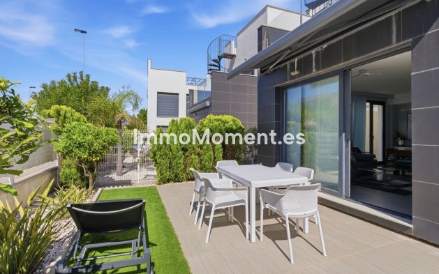 Bestaande woning - Villa - Orihuela - Punta Prima