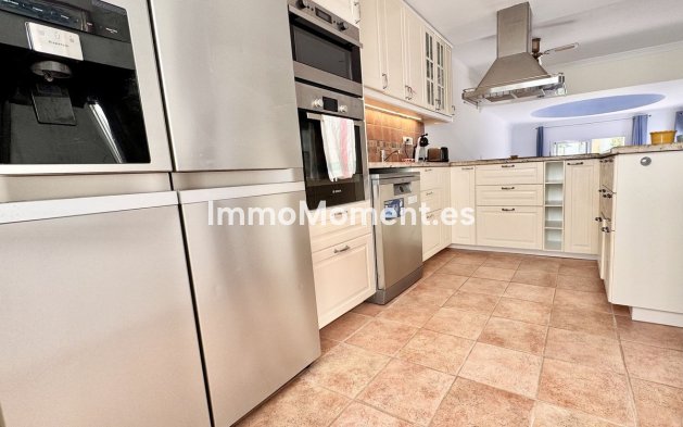 Bestaande woning - Villa - Marbella - Nueva Andalucía