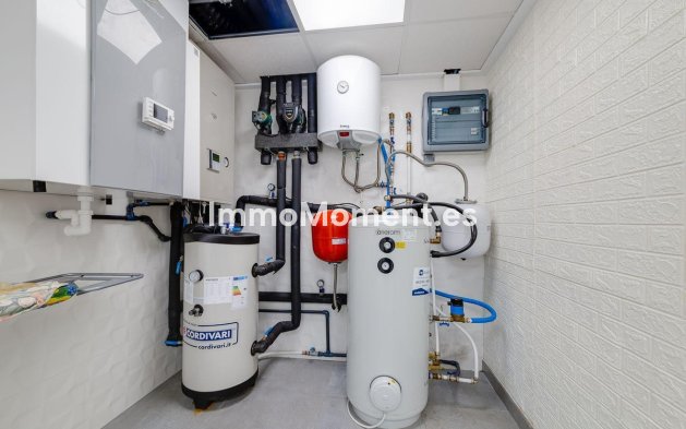 Resale - Villa - Orihuela - Los Balcones