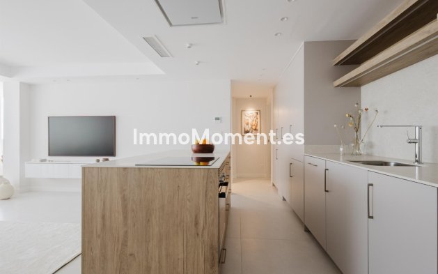 Resale - Apartment - Torrevieja - Torrevieja Centro