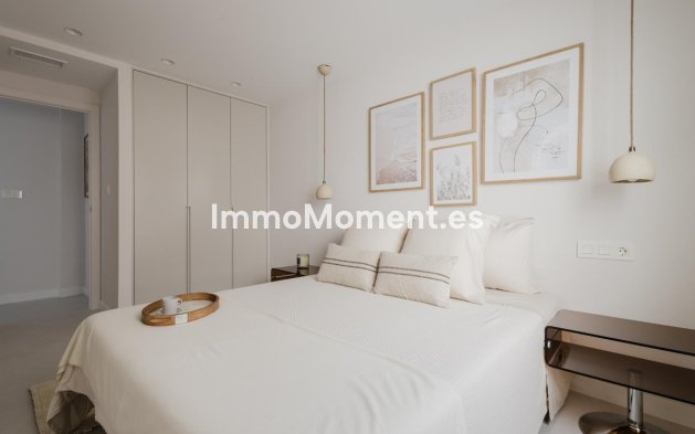 Resale - Apartment - Torrevieja - Torrevieja Centro