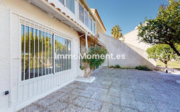 Resale - Villa - Orihuela - Villamartin