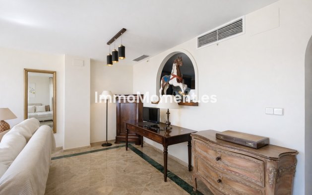 Revente - Maison mitoyenne - Estepona  - Estepona Centro