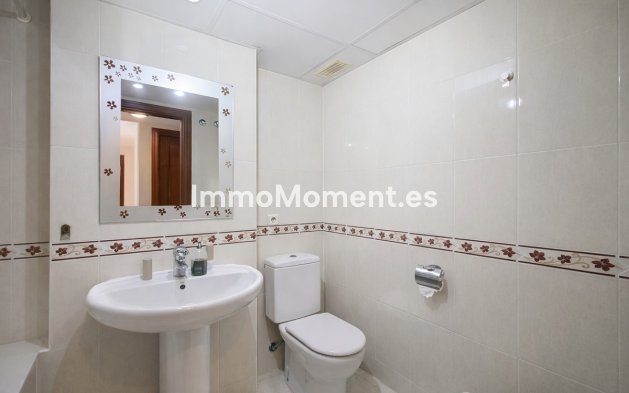 Revente - Maison mitoyenne - Estepona  - Estepona Centro