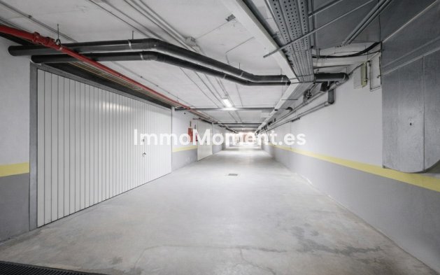 Revente - Maison mitoyenne - Estepona  - Estepona Centro