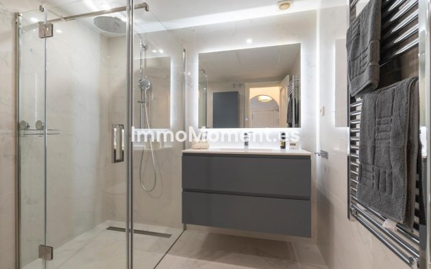 Revente - Appartement - Marbella - Nueva Andalucía