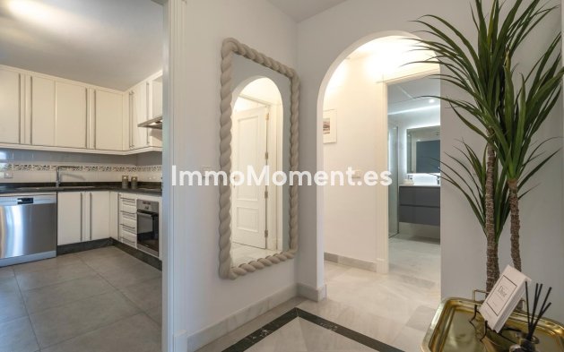 Revente - Appartement - Marbella - Nueva Andalucía