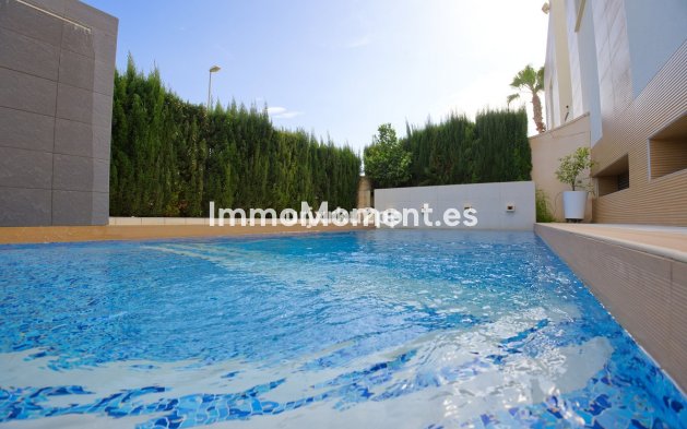 Bestaande woning - Geschakelde woning - Orihuela - La Zenia