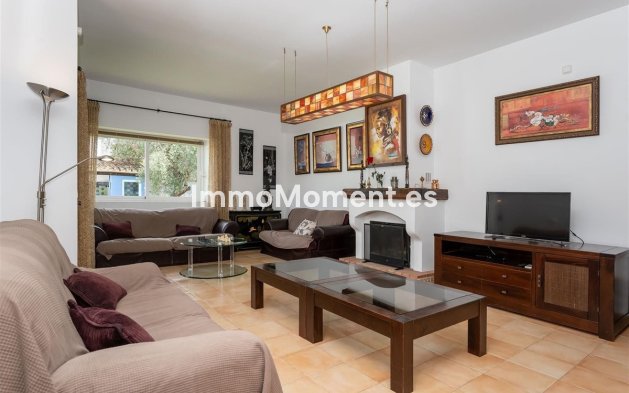 Bestaande woning - Villa - Binnenland  - Alhaurín el Grande Centro