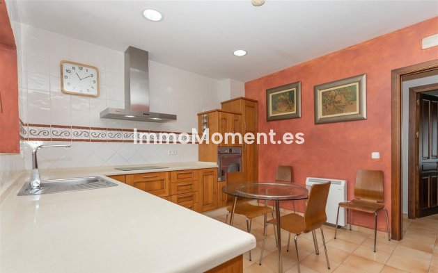 Bestaande woning - Villa - Binnenland  - Alhaurín el Grande Centro