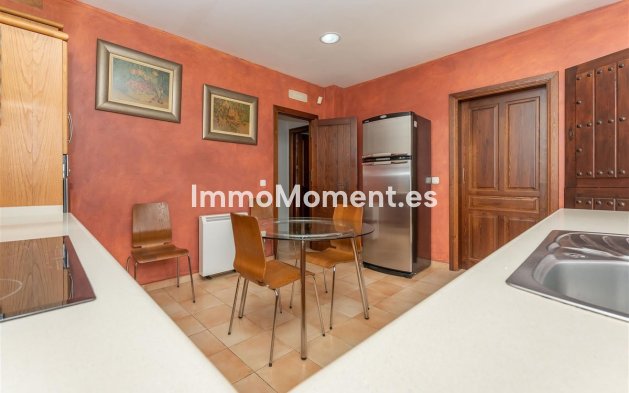 Bestaande woning - Villa - Binnenland  - Alhaurín el Grande Centro