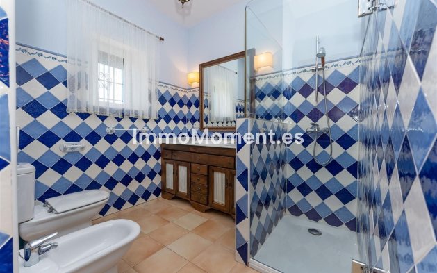 Bestaande woning - Villa - Binnenland  - Alhaurín el Grande Centro