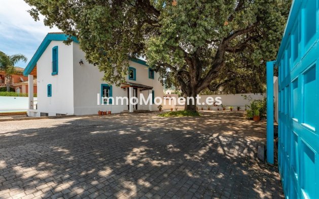 Bestaande woning - Villa - Binnenland  - Alhaurín el Grande Centro