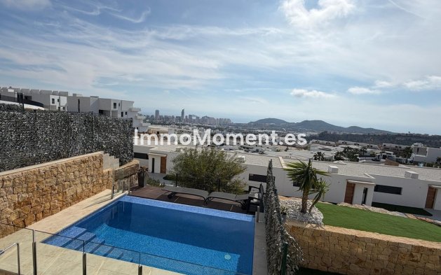 Resale - Apartment - Benidorm - Benidorm Centro