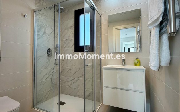 Resale - Apartment - Benidorm - Benidorm Centro