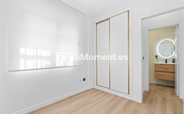 Resale - Townhouse - Orihuela - Villamartin