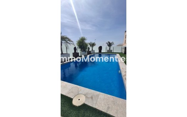 Reventa - Villa independiente - Benidorm - Urb Entre Naranjos