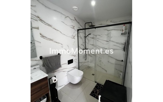 Reventa - Villa independiente - Benidorm - Urb Entre Naranjos