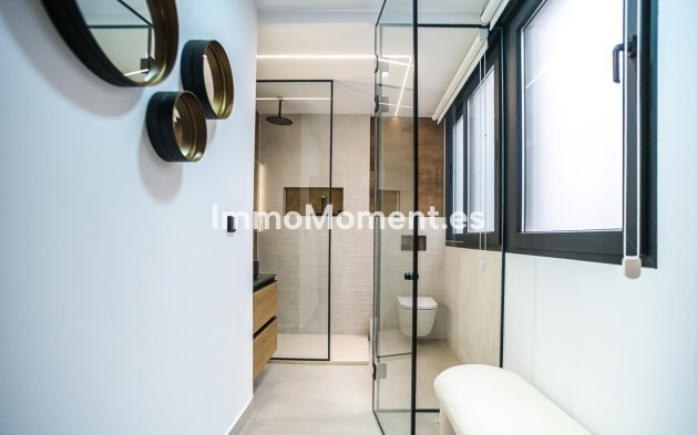 Wiederverkauf - Wohnung - Torrevieja - Torrevieja Centro