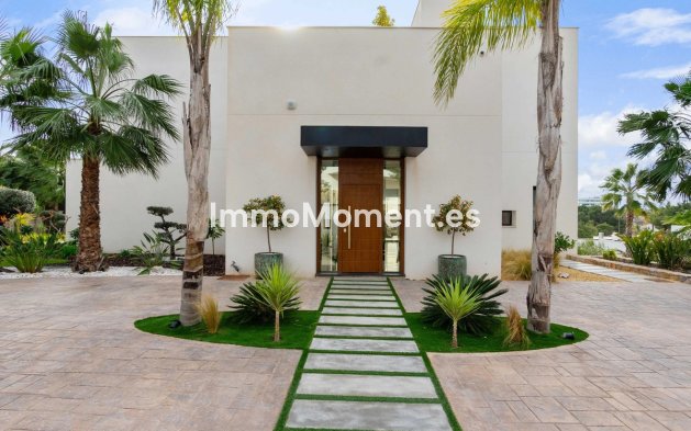 Wiederverkauf - Villa - Orihuela - Villamartin