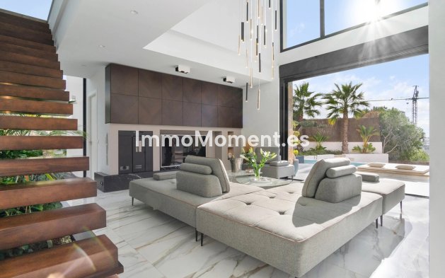 Wiederverkauf - Villa - Orihuela - Villamartin